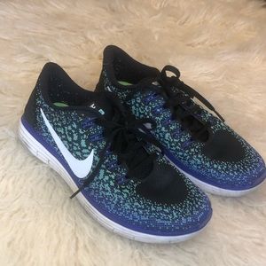 Nike Free Run Distance Sneakers
